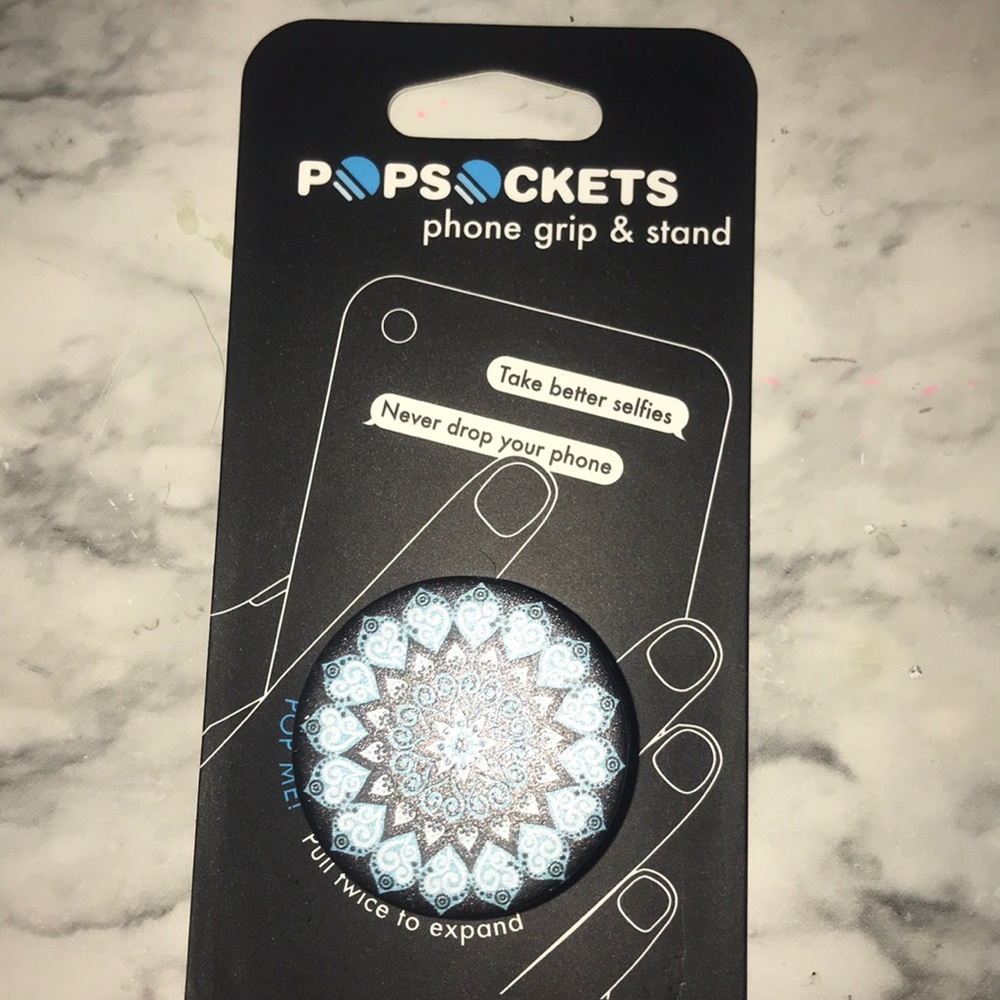 NEW BLUE POPSOCKET PHONE GRIP